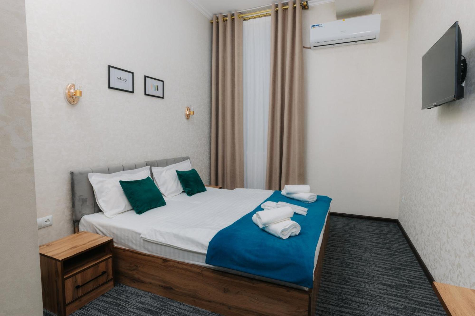 Resident Hotel Tashkent Exterior photo
