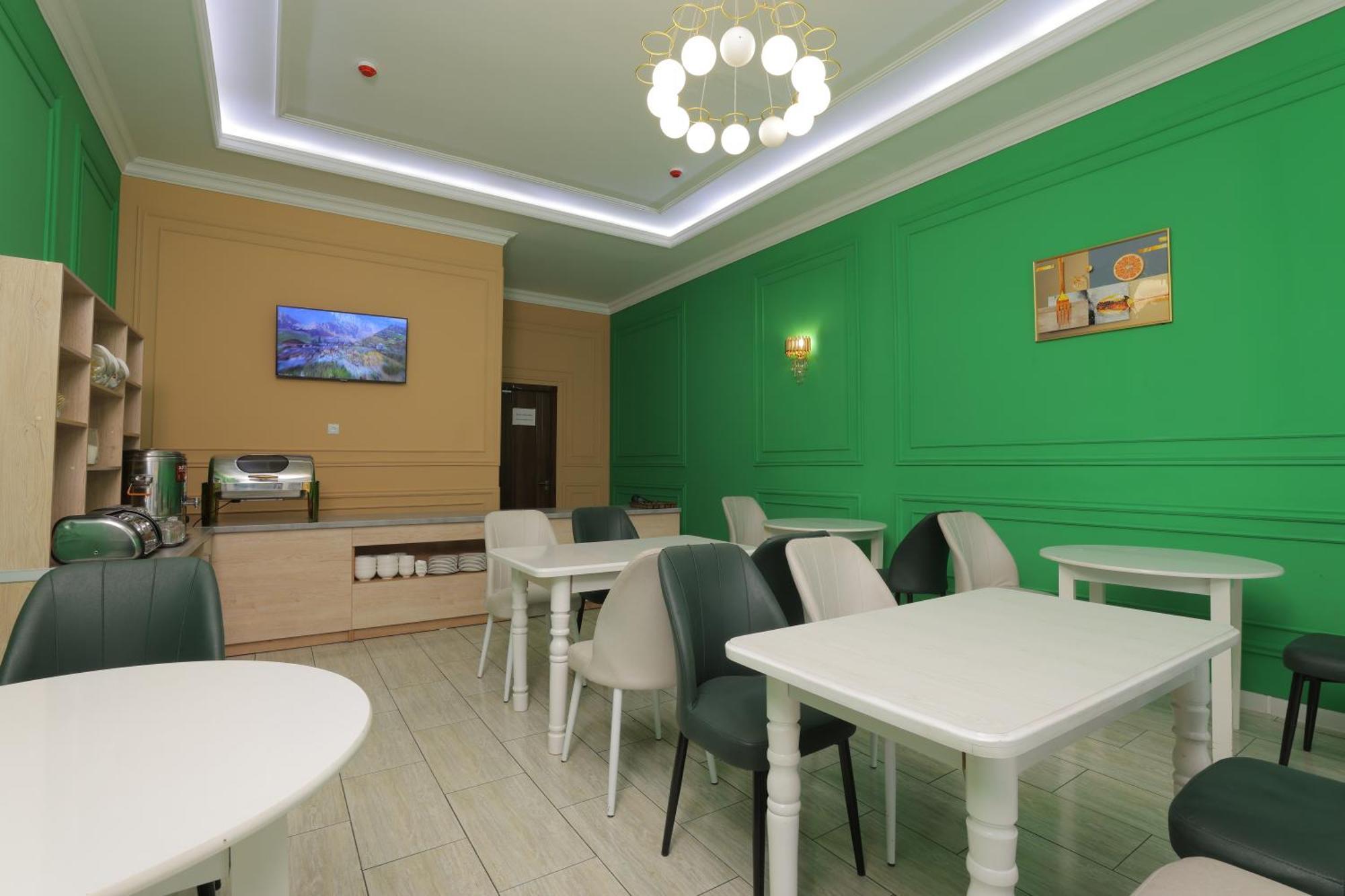 Resident Hotel Tashkent Exterior photo