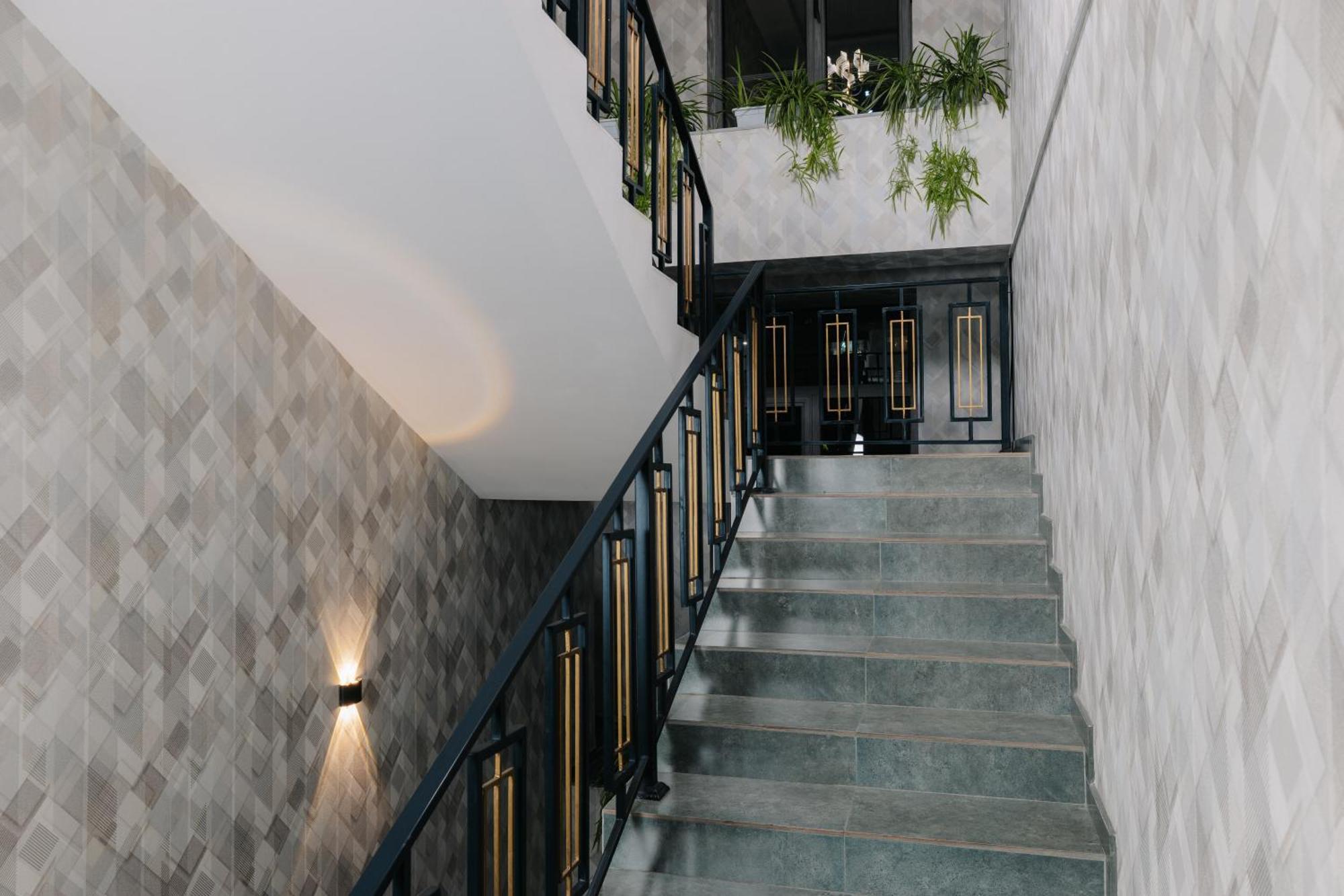 Resident Hotel Tashkent Exterior photo